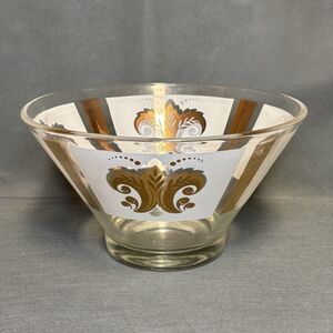 Vintage-Chip Bowl Glass-MCM-Gold Fleur De Lis-Anchor Hocking-Mid-Century Modern